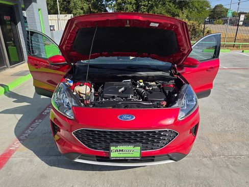 Used 2020 Ford Escape SE FWD image 49