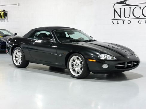 Used 2001 Jaguar XK8 Convertible RWD image 17