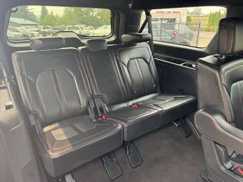 Used 2023 Ford Expedition Max Limited AWD/4WD image 20