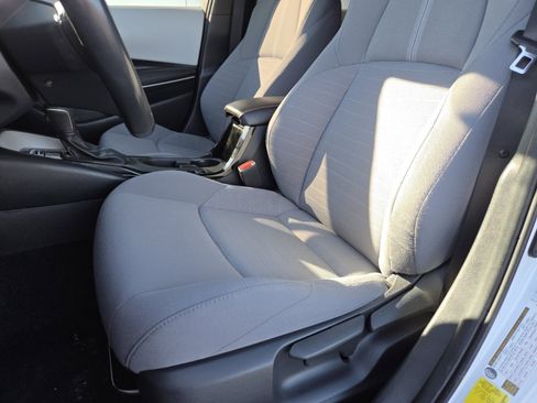 Used 2024 Toyota Corolla SE image 23