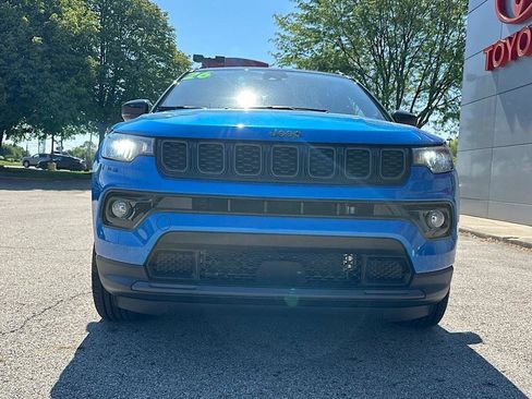 Used 2026 Jeep Compass Limited AWD/4WD image 9