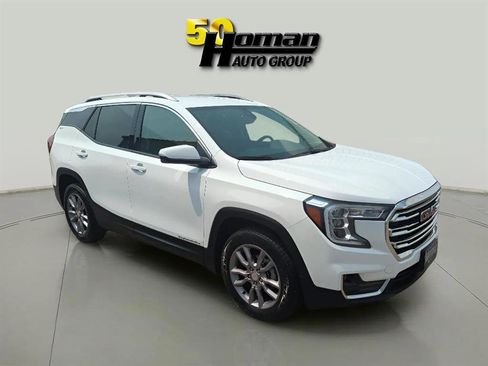 Used 2024 GMC Terrain SLT image 7