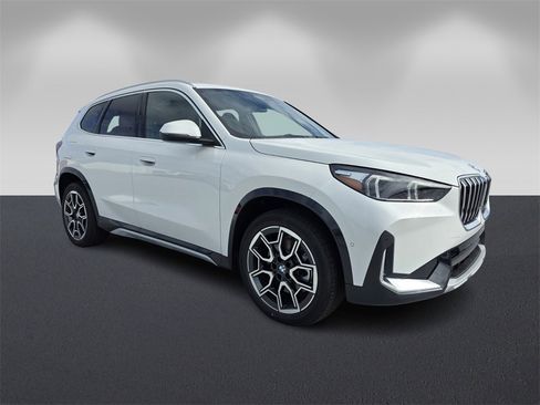New 2026 BMW X1 xDrive28i image 1