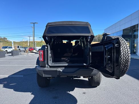 New 2025 Ford Bronco Badlands w/ Matte Film Protection Package image 8