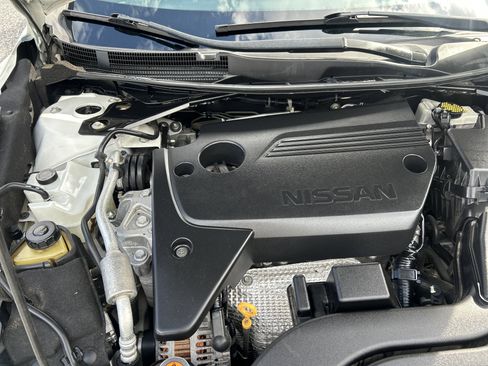 Used 2018 Nissan Altima 2.5 SR image 49