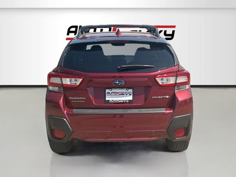 Used 2018 Subaru Crosstrek 2.0i Premium w/ Popular Package #2 image 6