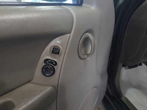 Used 2007 Jeep Liberty Sport AWD/4WD image 10
