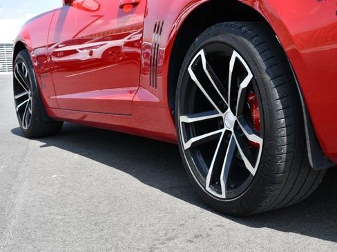 Used 2010 Chevrolet Camaro LT w/ RS Package RWD image 9