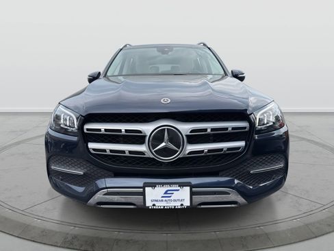 Used 2022 Mercedes-Benz GLS 450 4MATIC image 2