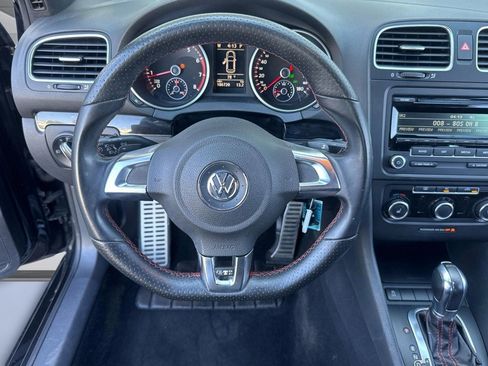 Used 2012 Volkswagen Golf 2-Door FWD image 26