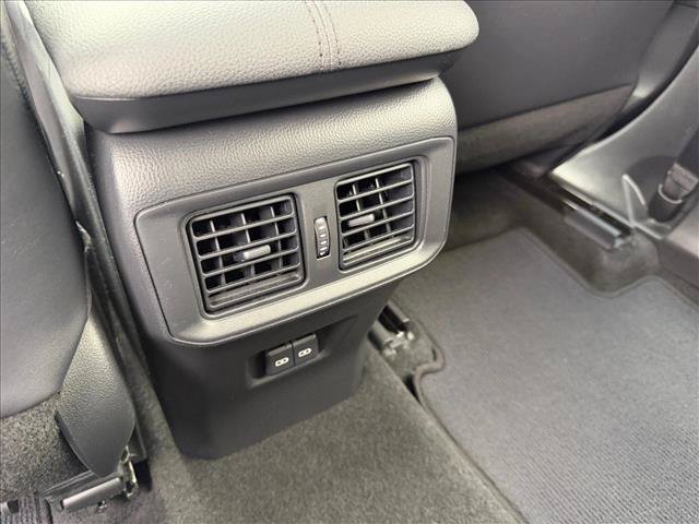 Used 2023 Toyota RAV4 XLE Premium FWD image 17
