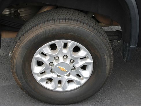 Used 2024 Chevrolet Silverado 2500 LTZ AWD/4WD image 27
