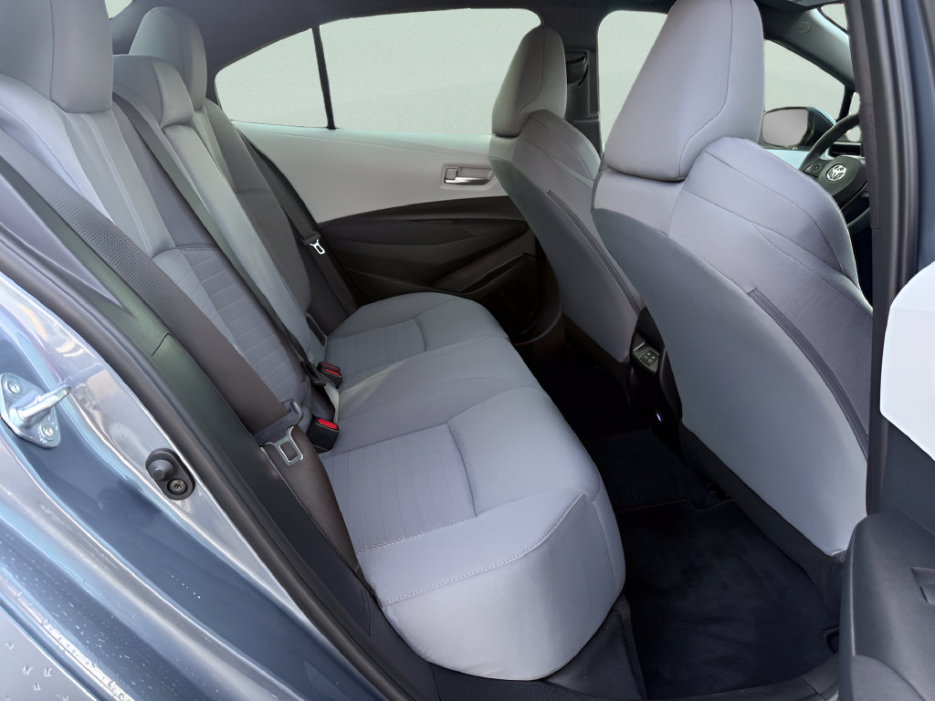 Used 2026 Toyota Corolla SE FWD image 12