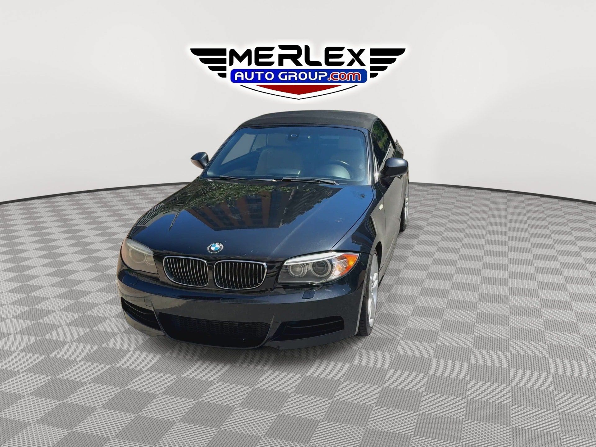 Used 2012 BMW 135i Convertible RWD image 3