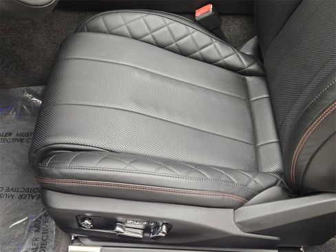 Used 2020 Bentley Continental GT image 29