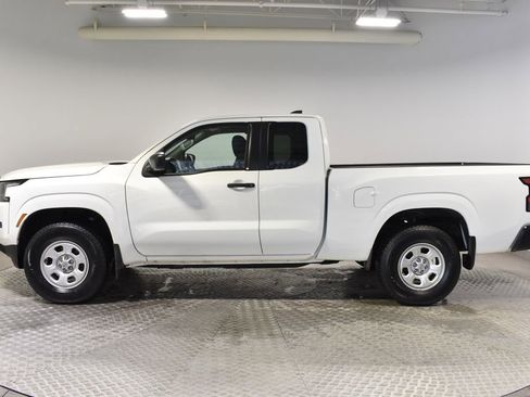 Used 2024 Nissan Frontier S w/ Technology Package image 2