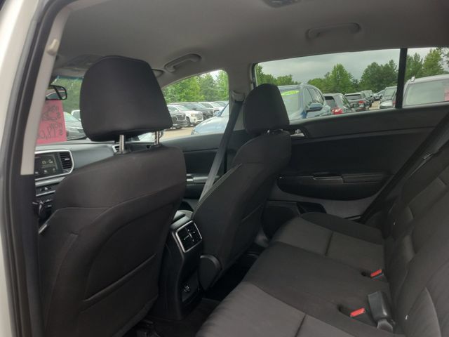 Used 2020 Kia Sportage LX FWD image 27