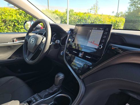 Used 2023 Toyota Camry XSE w/ Navigation Package image 10