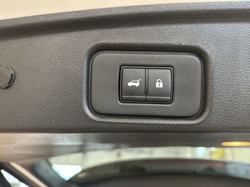 New 2026 Nissan Pathfinder Platinum AWD/4WD image 32