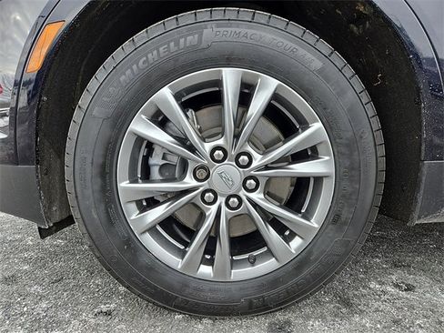 Certified 2022 Cadillac XT5 Premium Luxury image 10