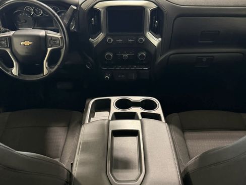 Used 2022 Chevrolet Silverado 1500 LT image 16