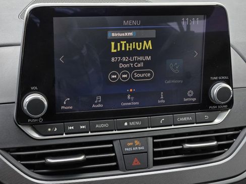 Used 2025 Nissan Altima 2.5 SR image 20