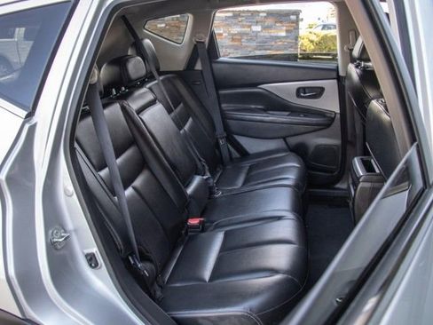Used 2023 Nissan Murano SV AWD/4WD image 23