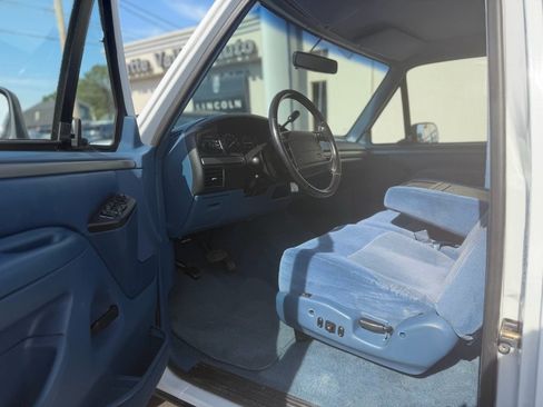 Used 1994 Ford F150 XL AWD/4WD image 12