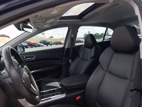 Used 2018 Acura TLX FWD image 14