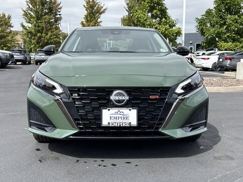 New 2025 Nissan Altima 2.5 SR image 5