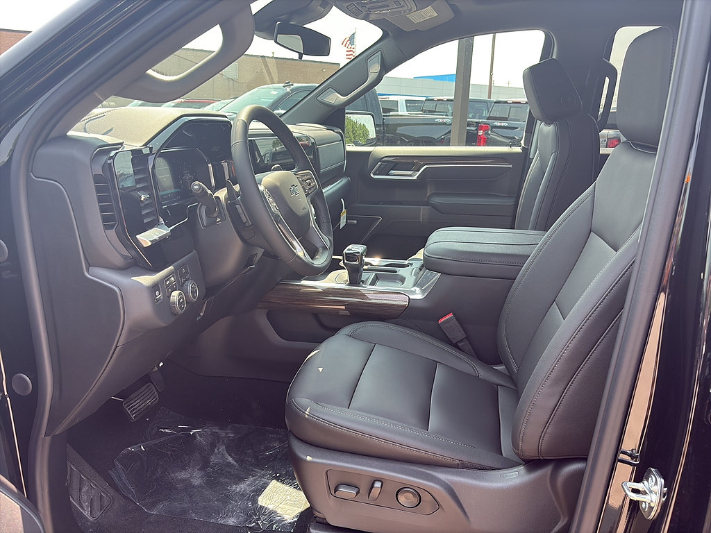 New 2026 Chevrolet Silverado 1500 RST AWD/4WD image 10