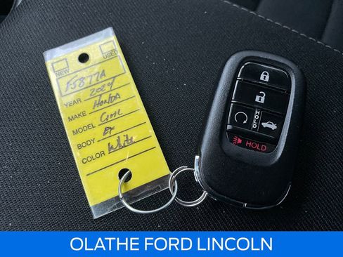 Used 2024 Honda Civic EX image 9