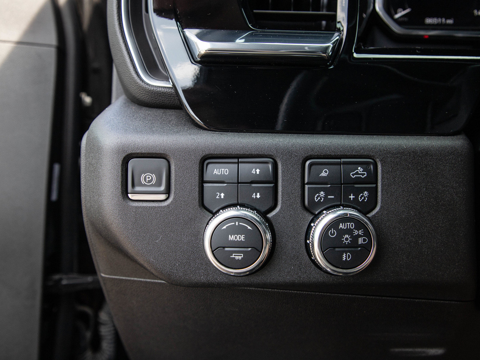Used 2024 GMC Sierra 2500 SLT AWD/4WD image 27
