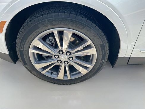 Used 2025 Cadillac XT5 Premium Luxury w/ Technology Package FWD image 33