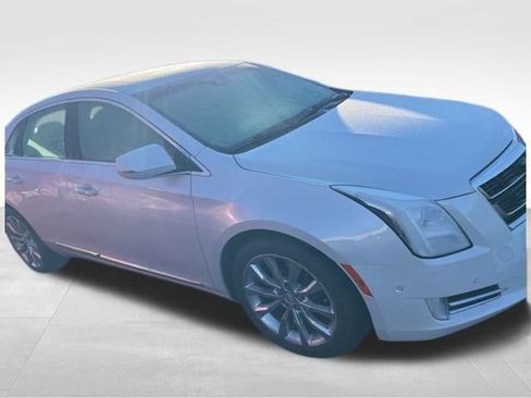 Used 2017 Cadillac XTS Luxury w/ Driver Awareness Package image 6