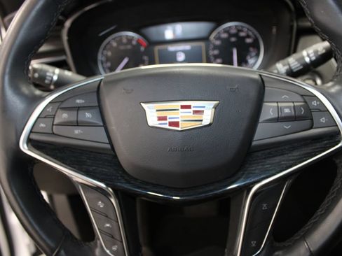 Used 2024 Cadillac XT5 Premium Luxury FWD image 12
