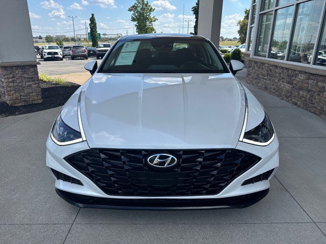 Used 2022 Hyundai Sonata SEL w/ Convenience Package FWD image 3