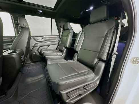 Used 2022 Chevrolet Tahoe LT w/ LT Signature Plus Package image 26