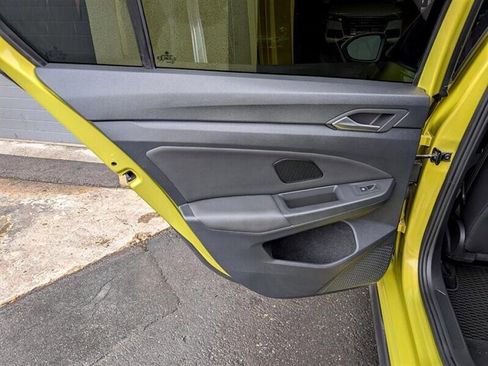 Used 2022 Volkswagen GTI Autobahn image 25