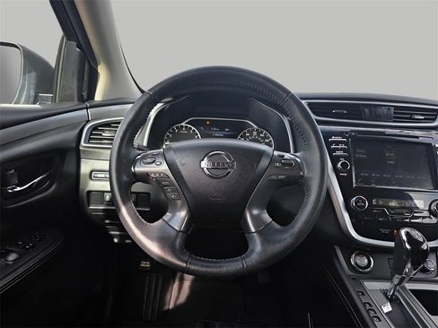 Used 2020 Nissan Murano SV image 20
