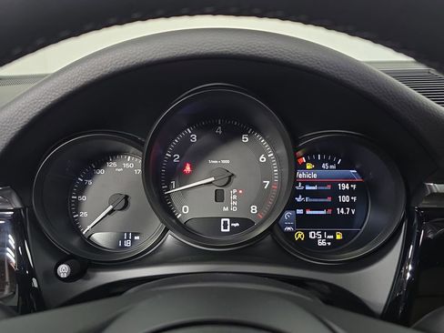 New 2026 Porsche Macan image 15