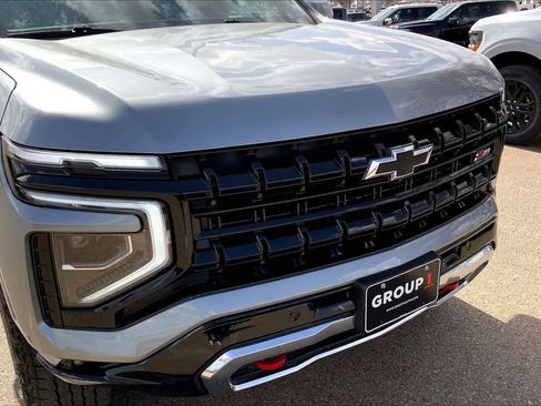 Used 2025 Chevrolet Tahoe Z71 AWD/4WD image 30