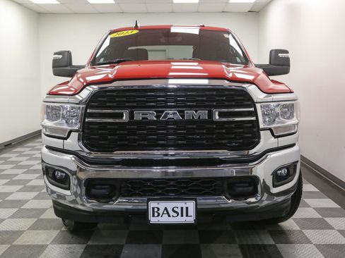 Used 2023 RAM 2500 Big Horn w/ Level 1 Equipment Group image 3
