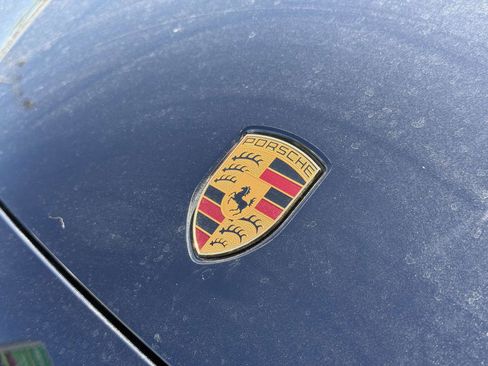 Used 2023 Porsche Cayenne Platinum Edition image 57