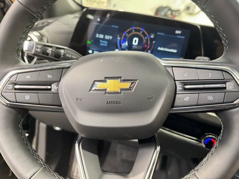 New 2026 Chevrolet Equinox LT w/ Convenience Package II AWD/4WD image 13