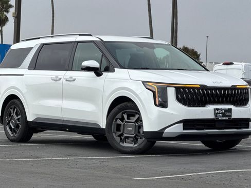 New 2026 Kia Carnival EX image 2