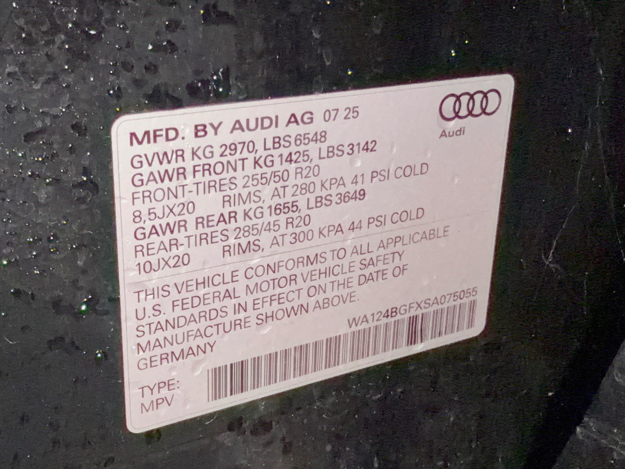Used 2025 Audi Q6 e-tron Premium Plus w/ Premium Plus AWD/4WD image 31