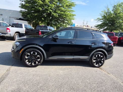 Used 2023 Kia Sportage X-Line w/ X-Line Premium Package AWD/4WD image 4