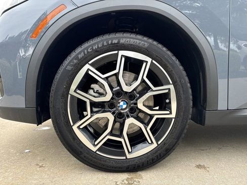 Certified 2025 BMW X2 xDrive28i AWD/4WD image 22