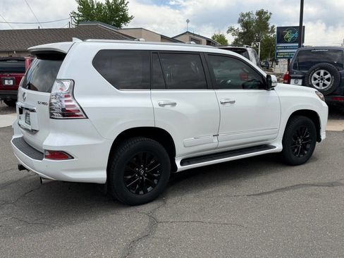 Used 2018 Lexus GX 460 Premium w/ Premium Package AWD/4WD image 22